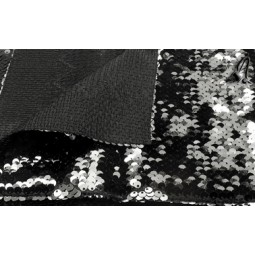 TELA DE LENTEJUELAS PARA COSER EN NEGRO DE 32x42 CM